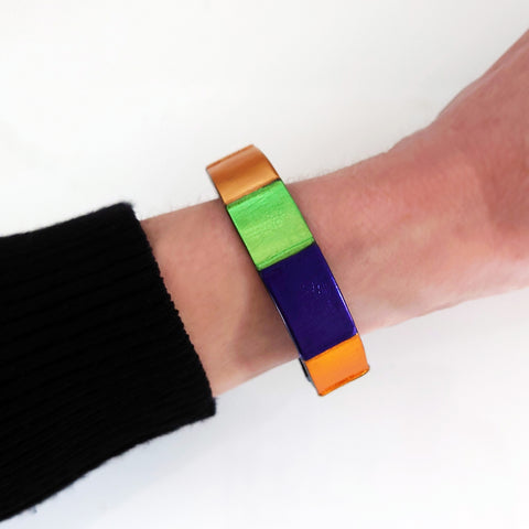 Armbånd_Multicolor_lilla_Green_Guld_Weinreich_smykker_flex
